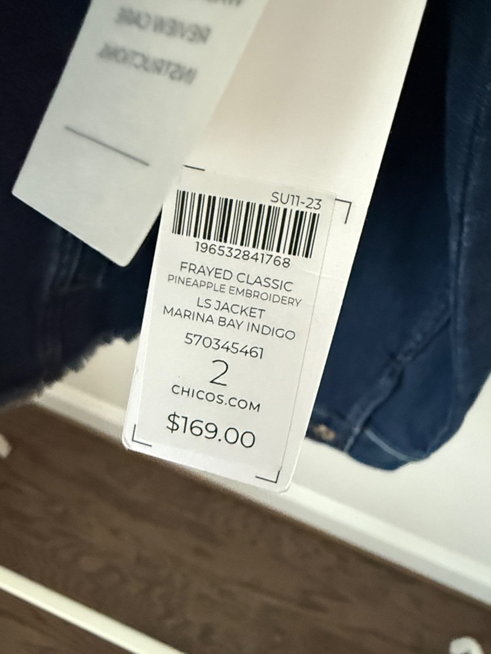 Chico's Frayed Classic Pineapple Embroidery Jacket Size L NWT - Picture 4 of 8